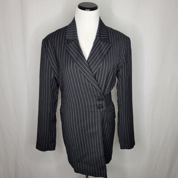 Calvin Klein Women's Pinstripe Belted Jacket Black White NWT Size 4 - Picture 3 of 10